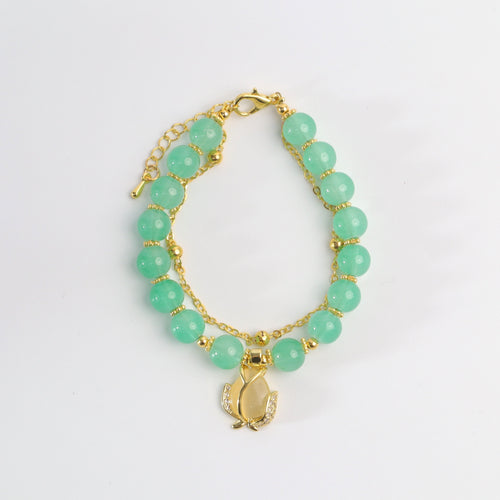 With Golden Shiny Tulip Radiant Springtime Charm - Tulip Green Jade Bracelet